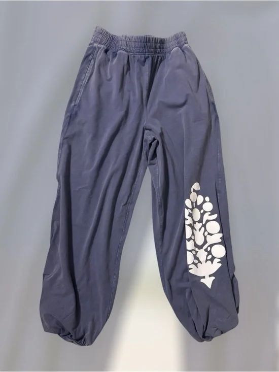 NWT FP MOVEMENT LOGO HOT SHOT CROSSOVER SET - Picture 5 of 8